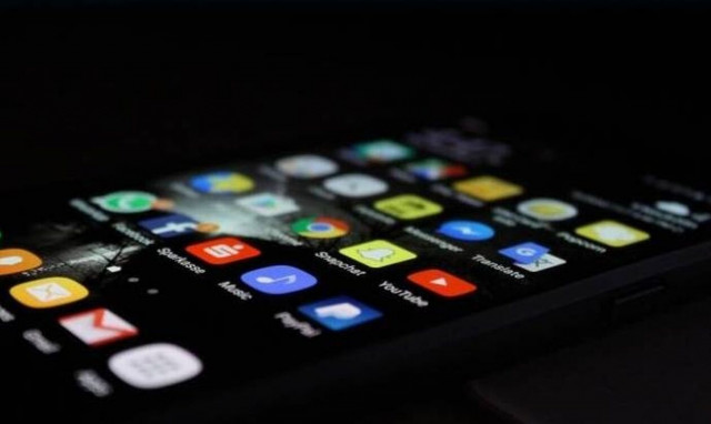 Οι 3 λόγοι που δεν πρέπει να χρησιμοποιούμε το κινητό ως ξυπνητήρι