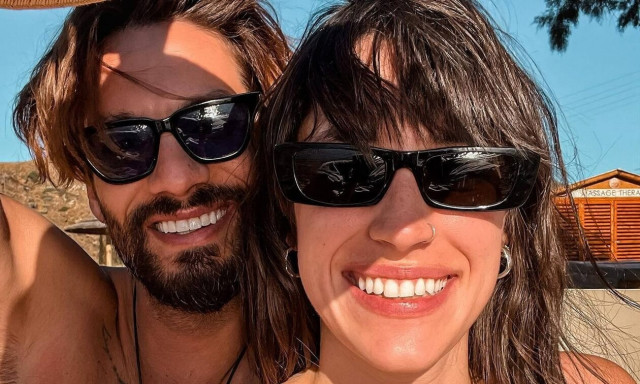 Ραφαέλα Ψαρρού: Την τσίμπησε θαλάσσια ανεμώνη - Έδειξε το τεράστιο εξάνθημα στους γλουτούς της