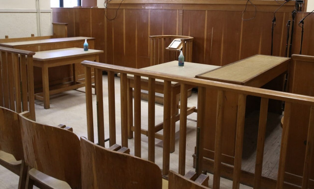 Λαμία: Ανήλικη έσυρε στο αυτόφωρο τη μητέρα της με ψευδείς καταγγελίες