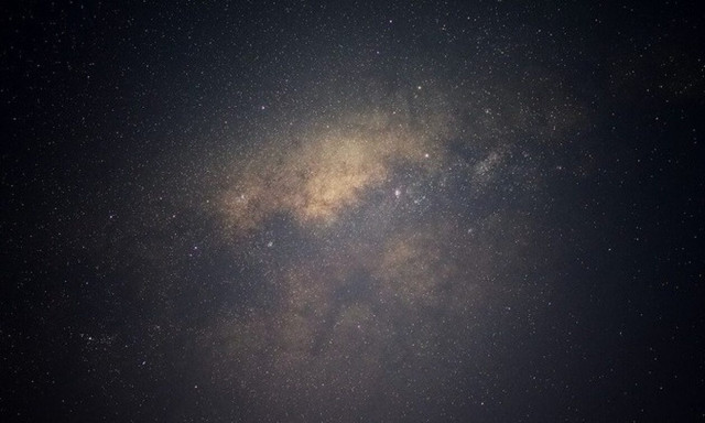 Προσκρούσεις γιγάντιων μετεωριτών δημιούργησαν τις ηπείρους, υποστηρίζουν επιστήμονες