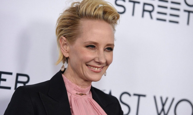 Αν Χεκ: Δίνει μάχη για τη ζωή της η ηθοποιός - Παραμένει σε κώμα μετά το τροχαίο