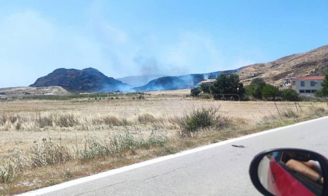 Φωτιά τώρα στη Λήμνο