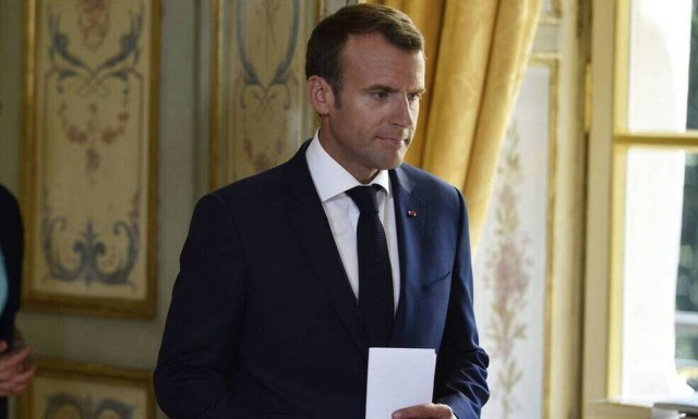 Μακρόν: Ο αγώνας του Σαλμάν Ρούσντι «είναι και δικός μας»