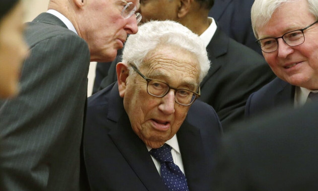 Κίσινγκερ: Είμαστε στο χείλος του πολέμου με Ρωσία και Κίνα και εν μέρει ευθύνονται οι ΗΠΑ