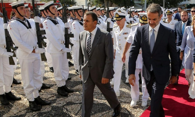 PM Mitsotakis sends message of unity