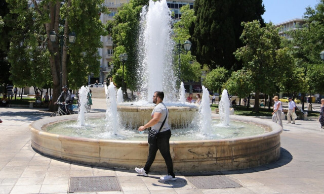 Καιρός: Μέχρι την Κυριακή το κύμα ζέστης - Ποιες ημέρες θα «καούμε»