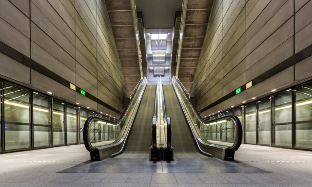 Η Θεσσαλονίκη έχει μετρό: Το βίντεο από τις δοκιμές των συρμών