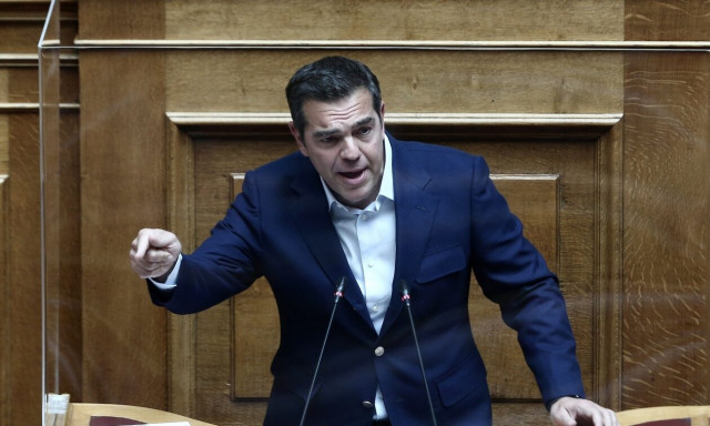 Τσίπρας: Κυβερνούν με ψέματα και παράνομες παρακολουθήσεις