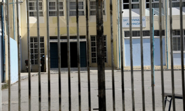 Bullying σε μαθήτρια στη Βόρεια Ελλάδα: «Μου κατέστρεψαν το παιδί» ξεσπά ο πατέρας της