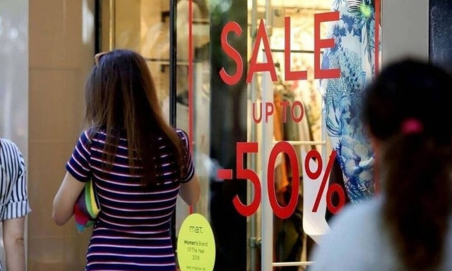 Θερινές εκπτώσεις: Μικρή η προσέλευση, περιορισμένες οι αγορές