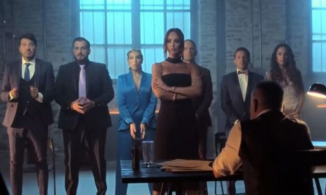 Μπέττυ Μαγγίρα: Μεταμφιέζεται σε «αδίστακτη μαφιόζα» και παρουσιάζει το νέο τρέιλερ της εκπομπής της