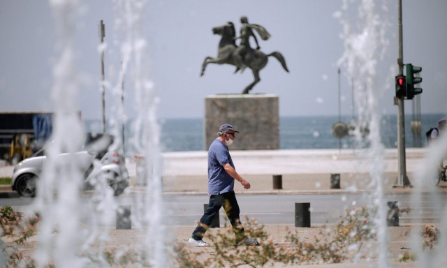Καύσωνας: Κλιματιζόμενοι χώροι από το δήμο Θεσσαλονίκης για τις ευπαθείς ομάδες πολιτών