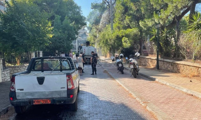 Πεύκη: Συναγερμός από έκρηξη σε μετασχηματιστή που προκάλεσε φωτιά