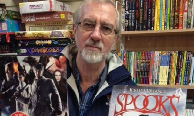 Βρετανία: Πέθανε ο συγγραφέας Τζόζεφ Ντιλέινι