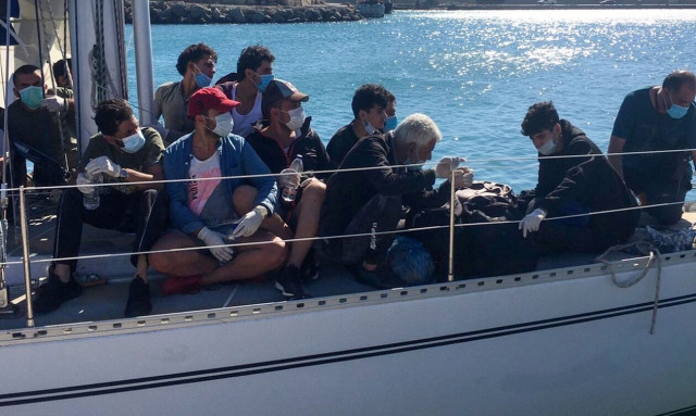 Μεταναστευτικό: Η Τουρκία αλλάζει τακτική στο Αιγαίο – Τρίτο ιστιοφόρο με μετανάστες στα Κύθηρα