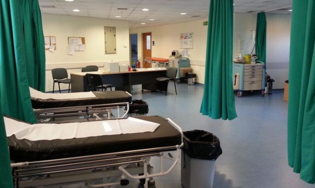 Σάλος σε νοσοκομείο της Πάτρας: Εργαζόμενη έχει να πατήσει στη δουλειά της 4 χρόνια!