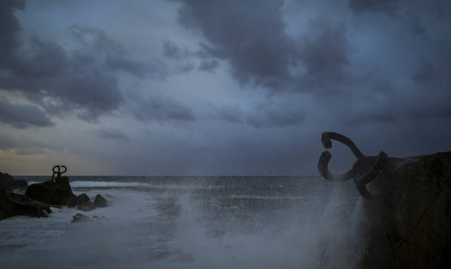 Βροχοπτώσεις, χαλάζι και ανεμοστρόβιλοι έπληξαν τη βόρεια Ιταλία - Τραυματισμοί και καταστροφές