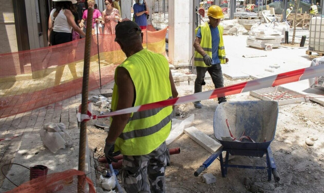 Κατώτατος μισθός: Προς αύξηση 39 ευρώ εντός εξαμήνου