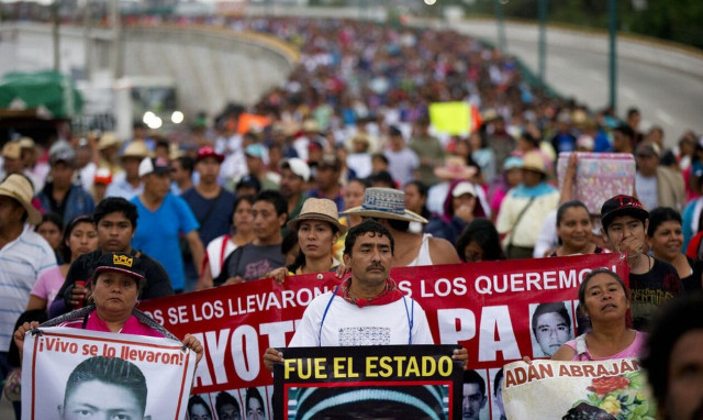 Μεξικό: Εντάλματα σύλληψης σε βάρος 64 στρατιωτικών και αστυνομικών για την εξαφάνιση 43 φοιτητών