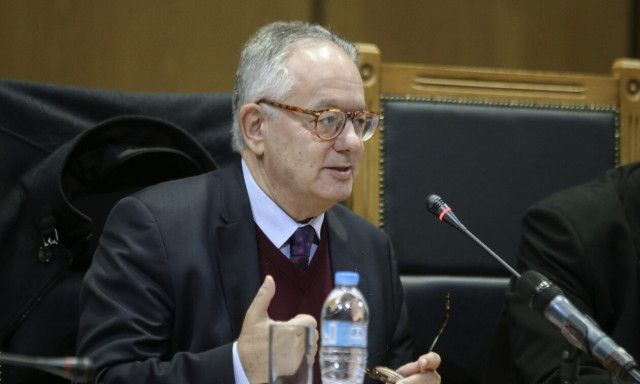 Πολιτική «χροιά» σε συνέντευξη του ακαδημαϊκού Νίκου Αλιβιζάτου