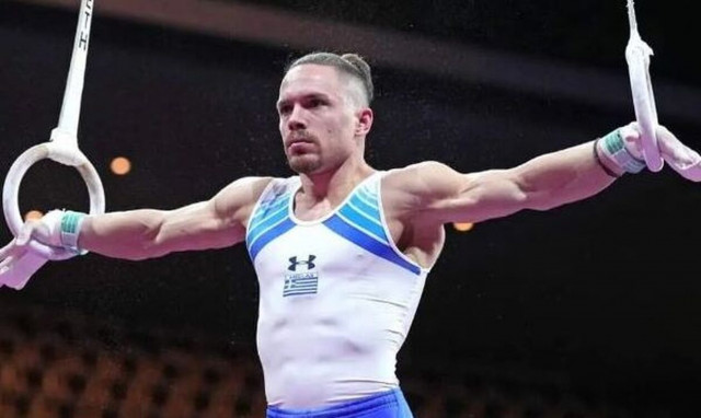 Λευτέρης Πετρούνιας: Το συγκινητικό βίντεο με τις κόρες του πριν τον τελικό για να γράψει ιστορία