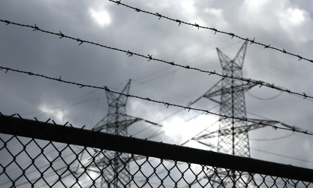 Ηλεκτρικό ρεύμα: Ως και 65% ακριβότερες οι τιμές των παρόχων - Στόχος να καλυφθεί το 90% της αύξησης