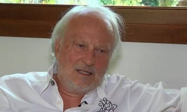 Ρόμπερτ Ουίλιαμς: Η μάχη με το ξαφνικό πρόβλημα υγείας, η Eurovision και το αντίο των πολιτικών