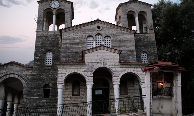 Ροπωτό: Δέκα χρόνια μετά την πρώτη κατολίσθηση το χωριό των Τρικάλων συνεχίζει να βουλιάζει