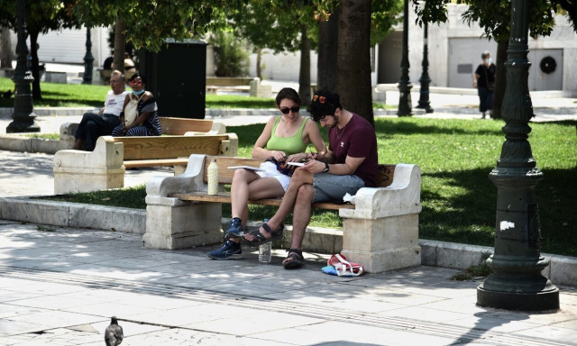 Πλεύρης: Αν πάρουμε μέτρα για τον κορονοϊό θα είναι απολύτως ήπια – Όλα ανοιχτά για τη χρήση μάσκας