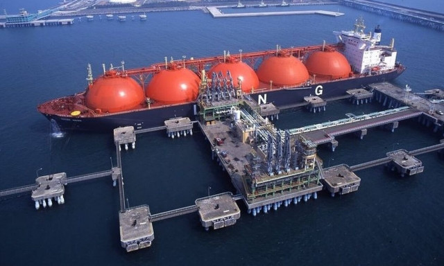 Πώς ο πόλεμος στην Ουκρανία έκανε την ΕΕ τον μεγαλύτερο εισαγωγέα LNG στον κόσμο
