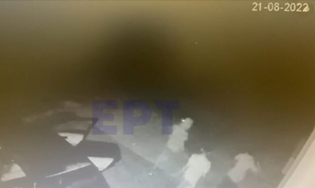 Ασπρόπυργος: Βίντεο ντοκουμέντο - Σπείρα ανηλίκων «ξαφρίζει» εταιρεία εμπορευμάτων