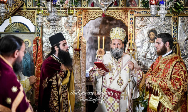 Νέο Πρεσβύτερο χειροτόνησε ο Μητροπολίτης Ιωαννίνων