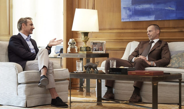 Μητσοτάκης σε πρόεδρο UEFA: Η κυβέρνηση έχει την αποφασιστικότητα να λύσει όλα τα εκκρεμή ζητήματα