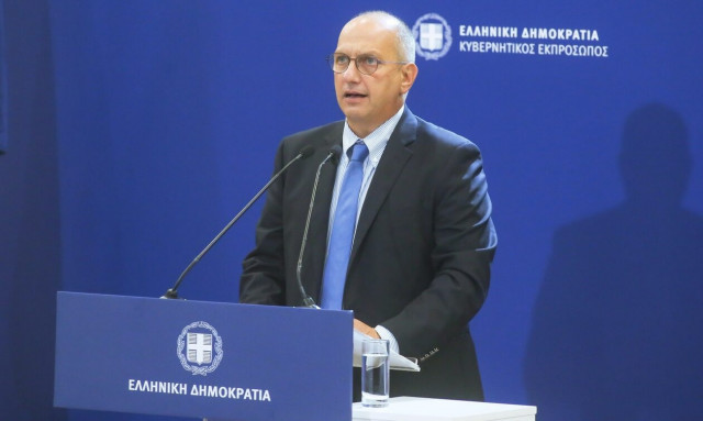 Οικονόμου για Politico: Ανακριβέστατο δημοσίευμα – Ευτελίζεται ο ΣΥΡΙΖΑ