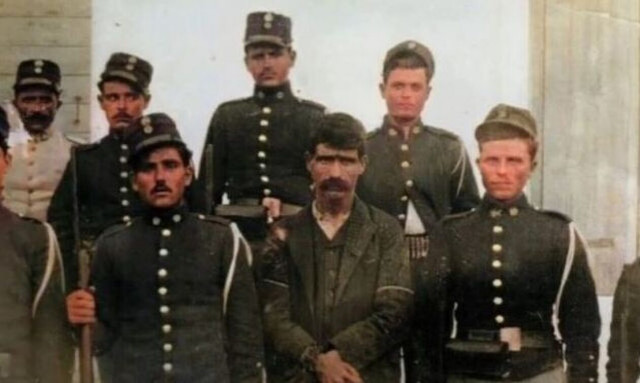 Ο καλοσυνάτος τσαγκάρης από τα Κύθηρα πήρε εκδίκηση σκοτώνοντας 15 άτομα (vid)