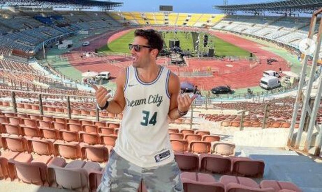 Κωνσταντίνος Αργυρός: Ξεσήκωσε το Ηράκλειο με την συναυλία του - Πάνω 25.000 θεατές στο Παγκρήτιο