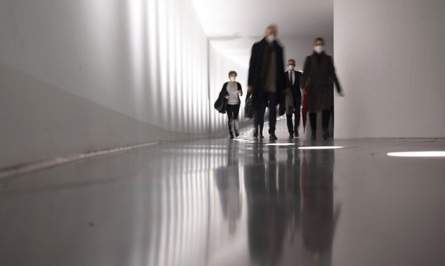 Κορονοϊός: Ευρωπαϊκές ανησυχίες για νέο κύμα της πανδημίας το φθινόπωρο