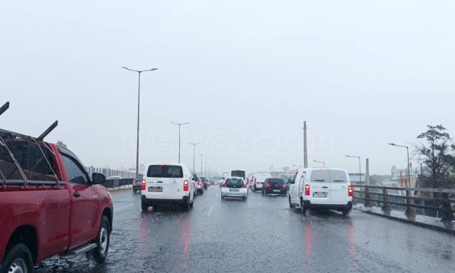 Κακοκαιρία: Η καταιγίδα στην Αττική «κοκκίνισε» Κηφισό και Λ. Αθηνών - Χτυπήθηκε και η δυτική Αττική