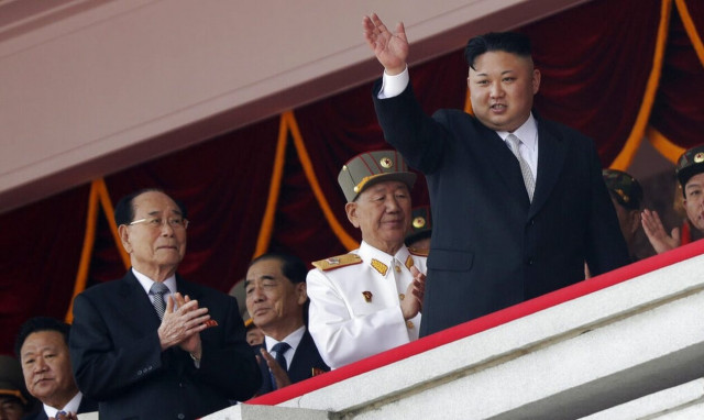 Ο Κιμ Γιονγκ Ουν χτίζει διαρκώς νέες επαύλεις, καθώς φοβάται για τη ζωή του