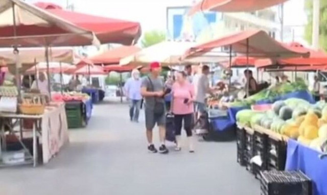 Αγρότισσα τα πήρε με δημοσιογράφο του ΣΚΑΙ: «Πήγαινε πρώτα στο χωράφι και μετά έλα για την τιμή»