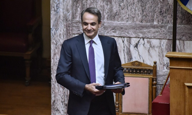 Μητσοτάκης σε Τσίπρα: Επί των ημερών σας έγιναν 54.000 παρακολουθήσεις, τις ελέγξατε όλες;