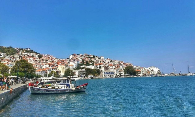 Σκόπελος: Έχασε 750 € για κράτηση σε ξενοδοχείο που δεν έγινε… ποτέ!