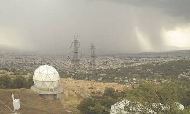 Καιρός: Οι καταιγίδες στην Αττική από τις κάμερες του Αστεροσκοπείου - Εντυπωσιακές εικόνες