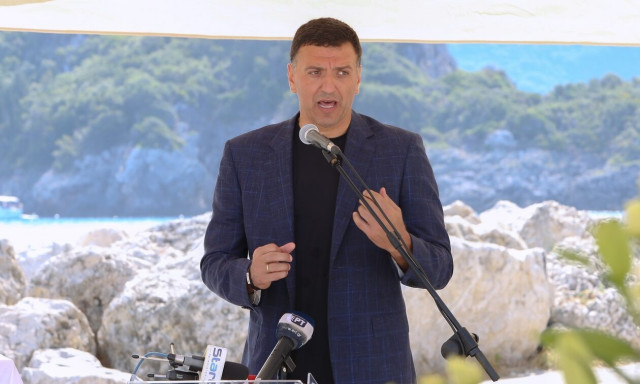 Βασίλης Κικίλιας: «Πηγαίνουμε για σεζόν διαρκείας» - Τα έσοδα τουρισμού ξεπερνούν τα προσδοκώμενα