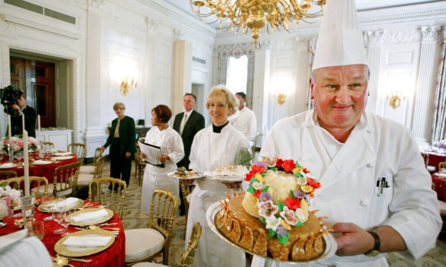 Πέθανε ο πρώην αρχιζαχαροπλάστης του Λευκού Οίκου - Υπηρέτησε πέντε προέδρους