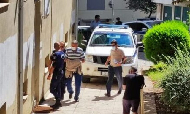 Ιωάννινα: Ελεύθερος ο αντιδήμαρχος που κατηγορείται ότι έσερνε γάιδαρο με το αγροτικό