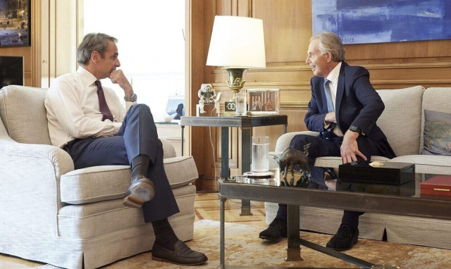 PM Mitsotakis meets with Tony Blair at Maximos Mansion