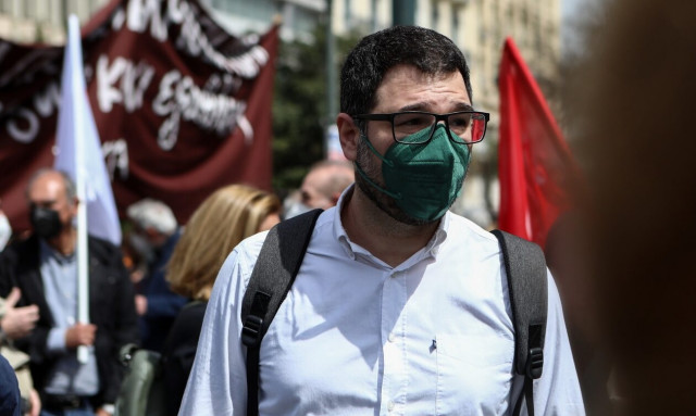 Ηλιόπουλος: Επικίνδυνος κατήφορος στα μονοπάτια της συνωμοσιολογίας για τον Μητσοτάκη