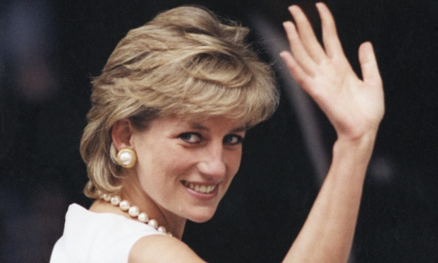 Νταϊάνα: 25 χρόνια αύριο από τον θάνατο της «Πριγκίπισσας του λαού» - Οι τελευταίες ώρες στο Παρίσι