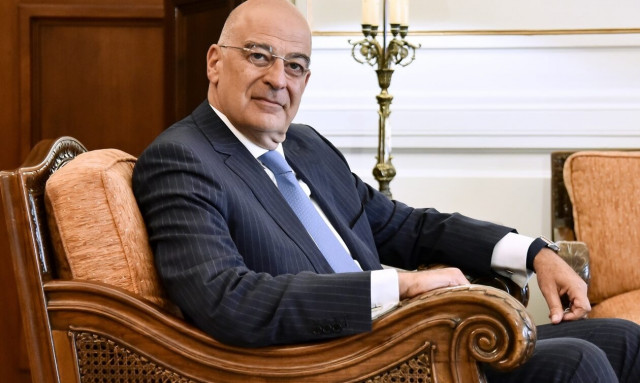 Dendias receives Latvian counterpart, says NATO agencies must respect the principles of the Alliance